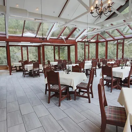 Inn Fjellstove Briksdalsbre