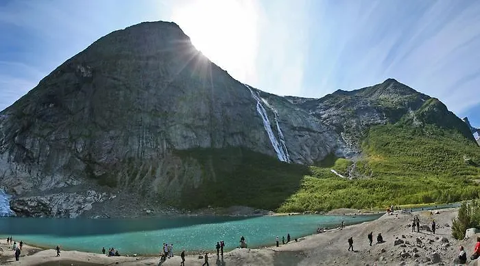 Han/Misafirhane Fjellstove Briksdalsbre